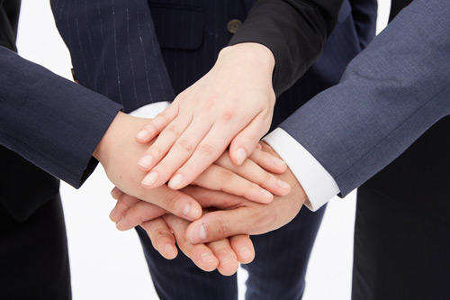 生意团队握手,人力资源服务